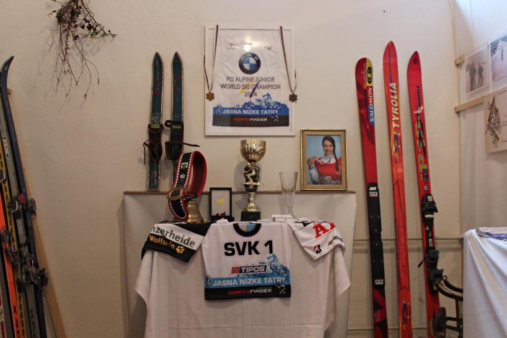Fotogaléria 27.3.2015 - Vernisáž lyží (50) 27.3.2015 - Vernisáž lyží