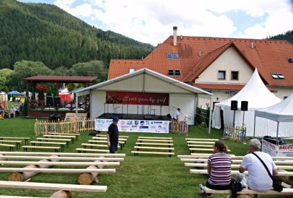 Svätojánsky grif 2018 - 3 (autor: Juraj Záborský) Svätojánsky grif 2018 - 3 (autor: Juraj Záborský)