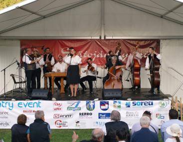 Svätojánsky grif 2018 - 66 (autor: Juraj Záborský) Svätojánsky grif 2018 - 66 (autor: Juraj Záborský)