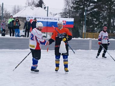 Hokejové derby - 18 (autor: Juraj Záborský) Hokejové derby - 18 (autor: Juraj Záborský)