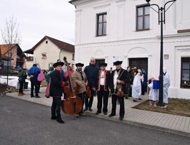 Svätojánske fašiangy 2019 - 1 (autor: Juraj Zábors Svätojánske fašiangy 2019 - 1 (autor: Juraj Zábors