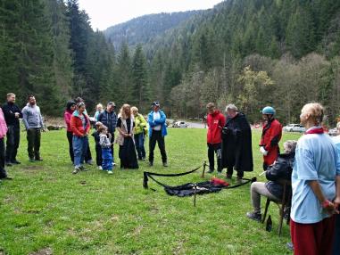 Pochovávanie ciagľa - 29 (autor: Juraj Záborský) Pochovávanie ciagľa - 29 (autor: Juraj Záborský)